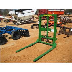 JOHN DEERE HYDRAULIC FORK ATTACHMENTM