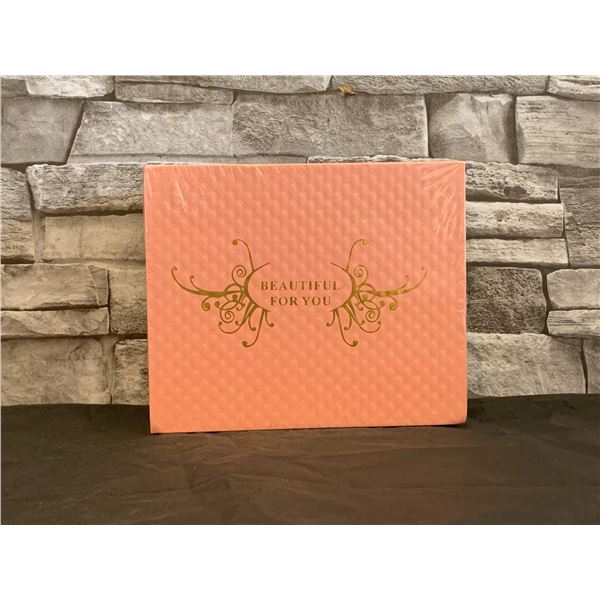 Magnetic Lashes - 4 Pairs - Natural & Bushy