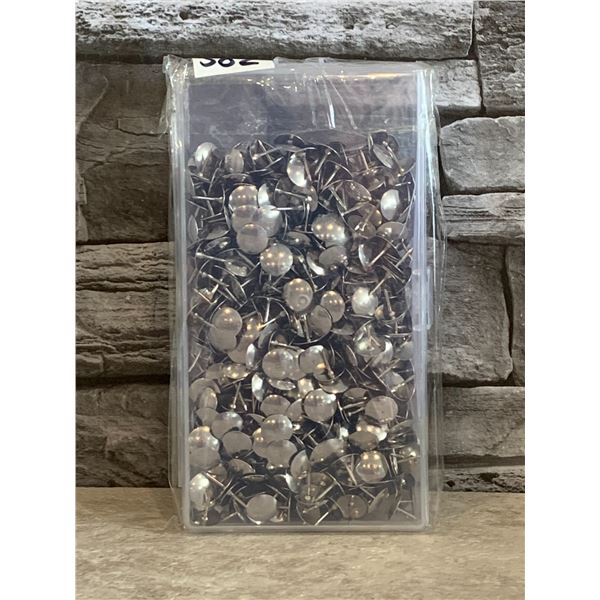 Thumb Tacks 600 Count