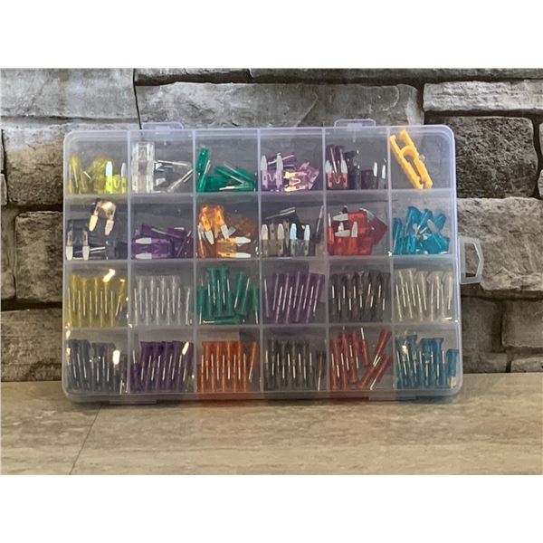 230 Pcs Mini & Standard Car Fuse Kit