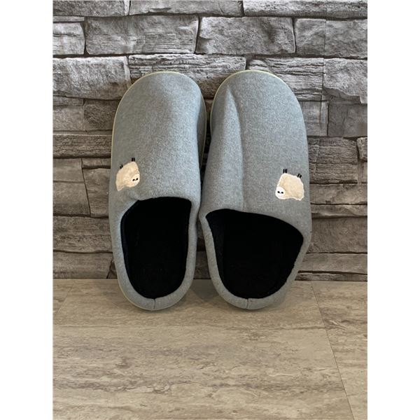 Unisex Home Rubber Sole Slippers - Size 9-10 US - Grey