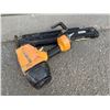 Image 3 : Bostitch Air Nail Gun