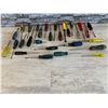Image 1 : Lot of 29 Assorted Screwdrivers