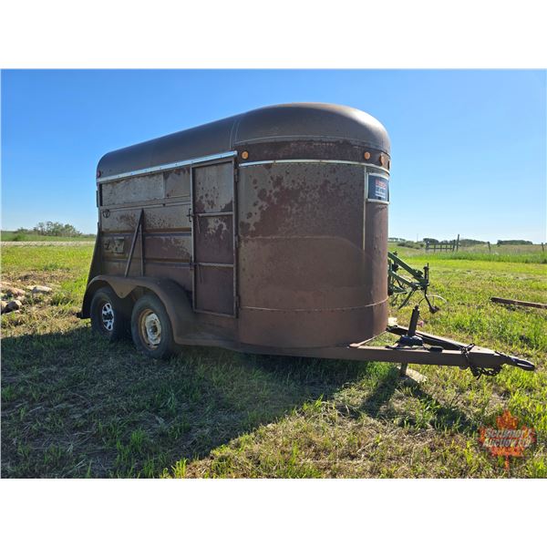 Stock Trailer : 1983 WY-LEE Trailers Limited : 10ft w/Contents (Sask Registered)