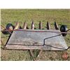 Image 2 : Square Bale Stooker (124"W x 108"L)