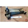 Image 2 : Blue Floor Jack