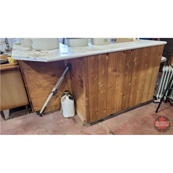Customer Service Counter (90 Degree) (Formica Top) (40"H x 100"W x 76"D)