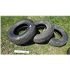 Image 1 : Tires (3) : ST225/75R15