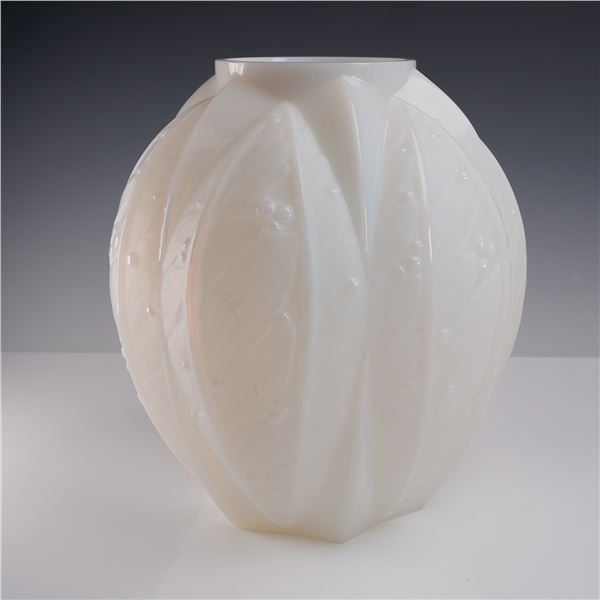 Verlys French Art Deco Opalescent Glass Vase, Leaf & Berry Motif, Signed