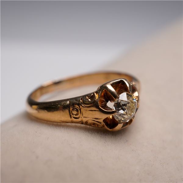 Antique 18K Gold Solitaire Ring with Diamond and Engraved Band