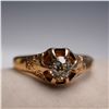 Image 3 : Antique 18K Gold Solitaire Ring with Diamond and Engraved Band