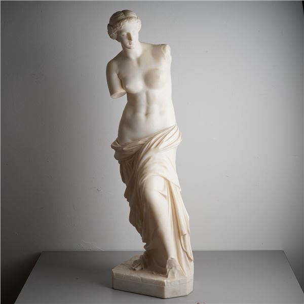 Carved Marble Sculpture of Venus de Milo after Alexandros of Antioch