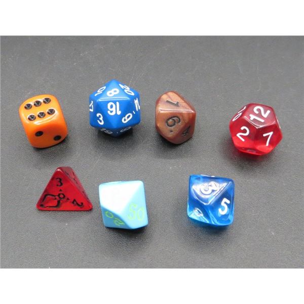 Lot of 7 New Roll playing Game RPG Dice