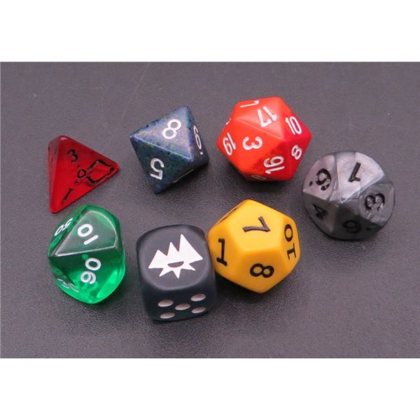 Lot of 7 New Roll playing Game RPG Dice