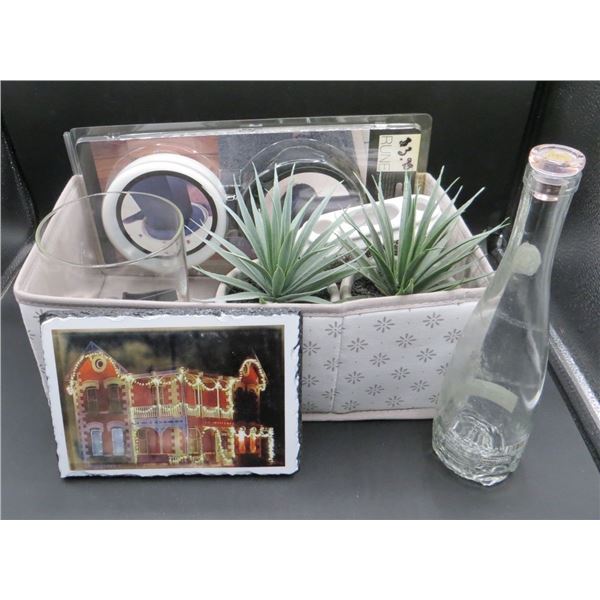 Mixed Estate Lot With 14" long Cloth Organizer