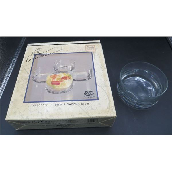 Set Of 4 Mouth Blown Glass Nappies With Original Box