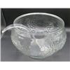 Image 1 : 8 1/2 Quart Punch Bowl With Grapes Design & Ladle plus Original Box