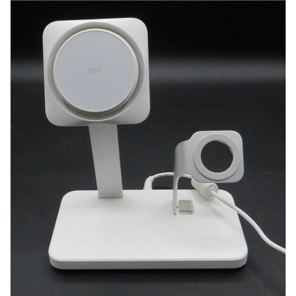 ESR HaloLock 3-in-1 Wireless Charger With Cryoboost