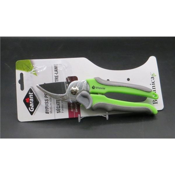 New Garant Medium Size Bypass Pruner