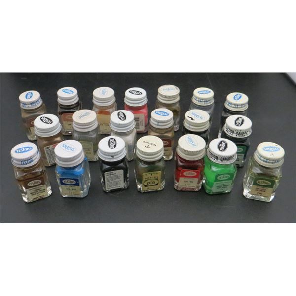Lot Of 20 Testors Model Paints Various Colours