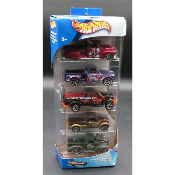 2002 Hot Wheels Truckus 500 Gift Pack of 5 Trucks Ford, Didge, Chevy