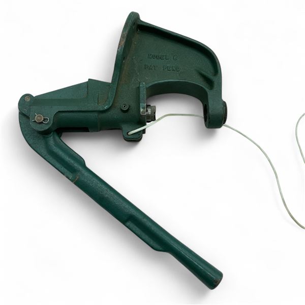 CH Heavy Cast Reloading Press Model 6, with Oversized Eye Adapter