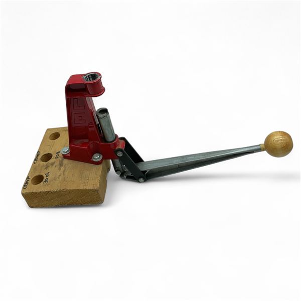 Lee Precision C Press