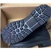 Image 2 : 1x Terra CSA safety Boots Made in Canada Black Size  275-104 - Mens 9.5 - 10 US - New