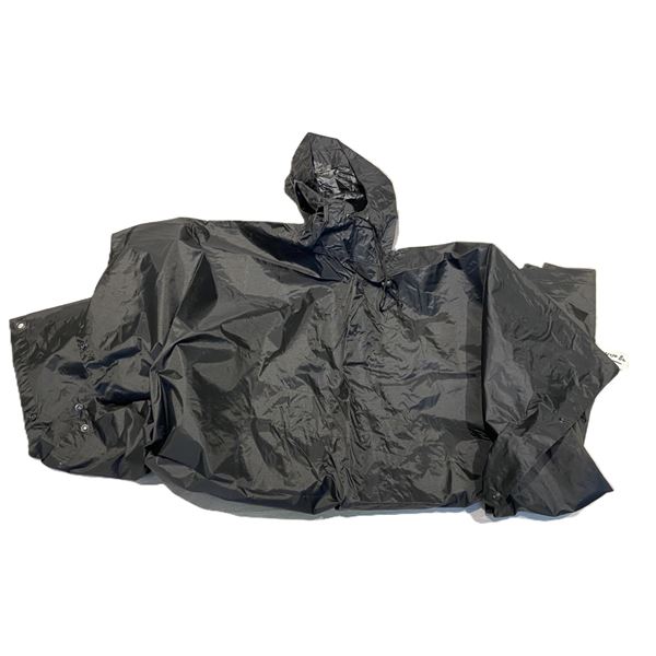 1x Parklands Rain Poncho Black. 3XLarge