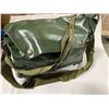Image 3 : 1x KOZAK 7 Czech Army M10 SHOULDER FIGHTING VINYL BAG W/ STRAPS WATERPROOF