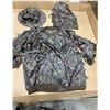 Image 2 : 2X Parklands Leaf Cut Out Camo Size Large