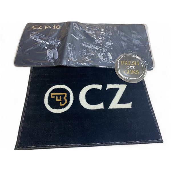 1x Cz Carpet, 1x Change Tray, 1x Large Mouse Pad with Cz P-10 Pistol diagram and info