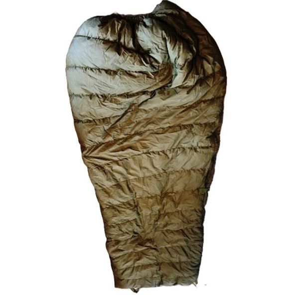 1X US Intermediate Cold Weather Sleeping Bag - Used in Good Condition