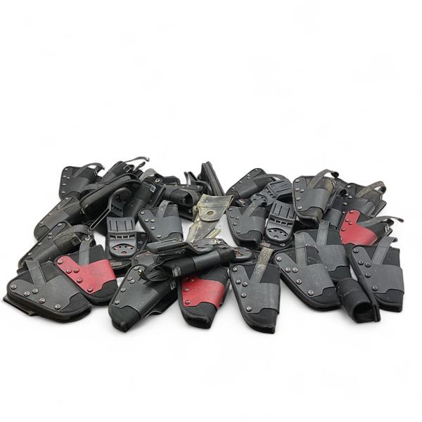 Uncle Mike's Size 2 Holsters (for Med/ Int DA Revolvers with 4" Barrel)