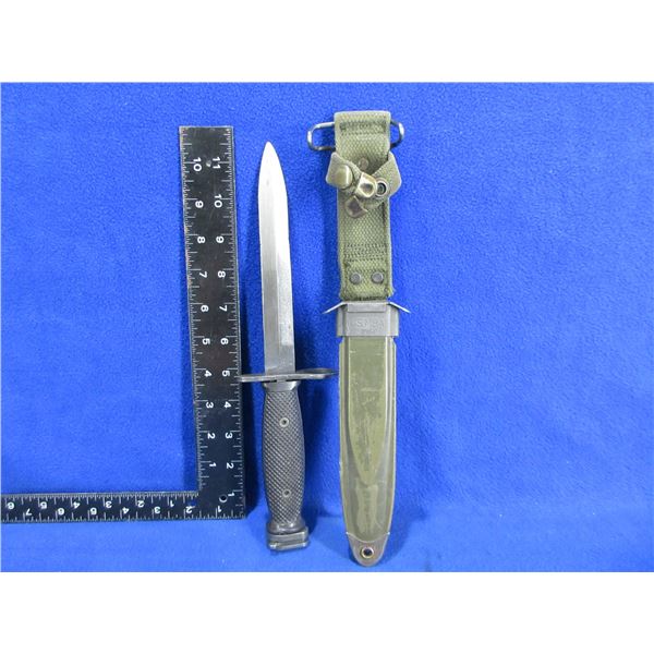 US M7 BOC Bayonet with US M8A1 Scabbard