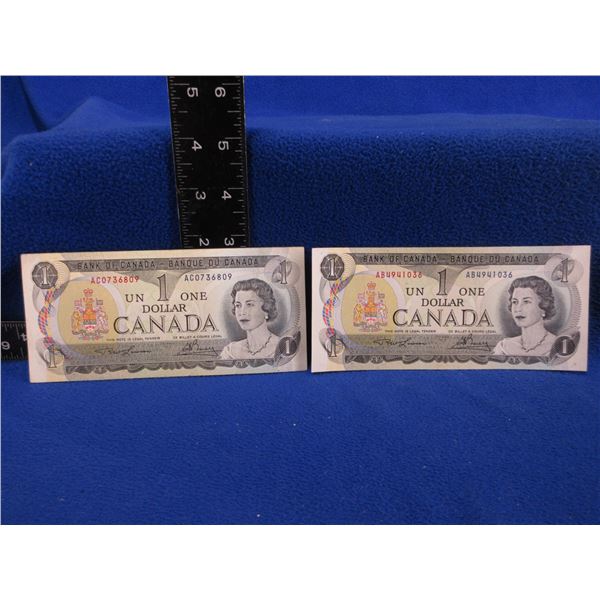 2 Canadian One Dollar Bills - 1973 x 2