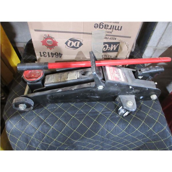 Motomaster Hydraulic Trolley Jack - PICK UP ONLY - 2 Ton Capacity