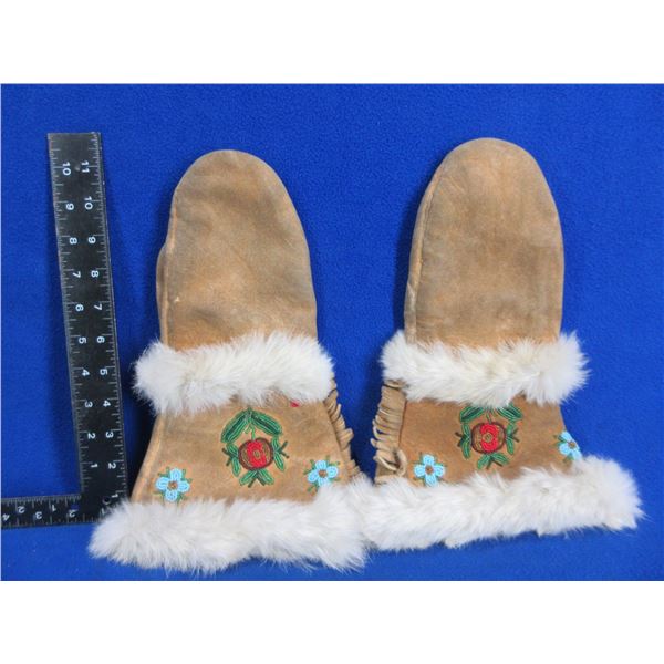 Native American Leather & Fur Beaded Mittens - Small