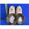 Image 1 : Native American Mocassins with Fur and Embroidery - 10" Sole