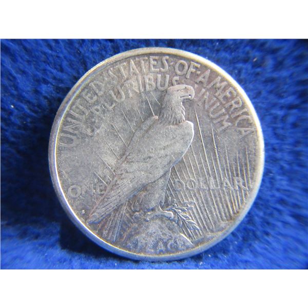 1922 USA One Dollar "Peace Dollar" - .900 Silver