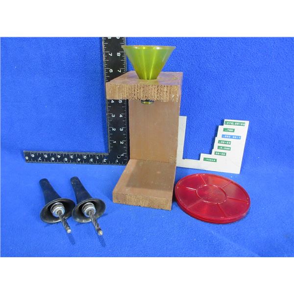 2 Primer Pocket Cleaners, Case Length Gauge, Primer Tray, Funnel