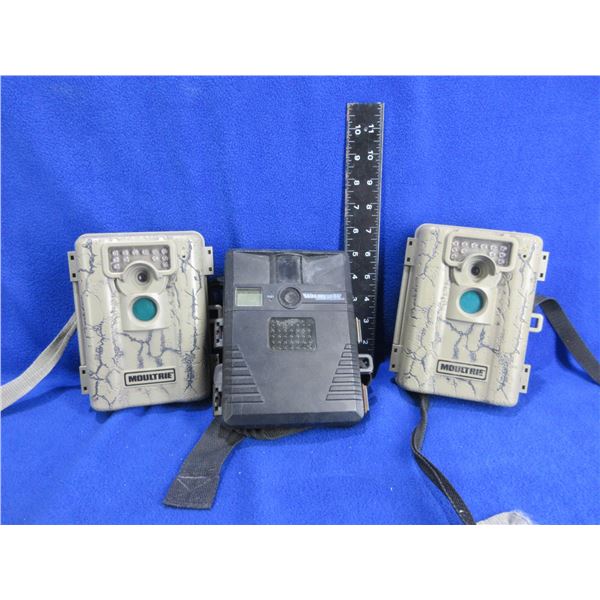 3 Trail Cameras - 2 Moultrie and a Wildview Infrared Xtreme