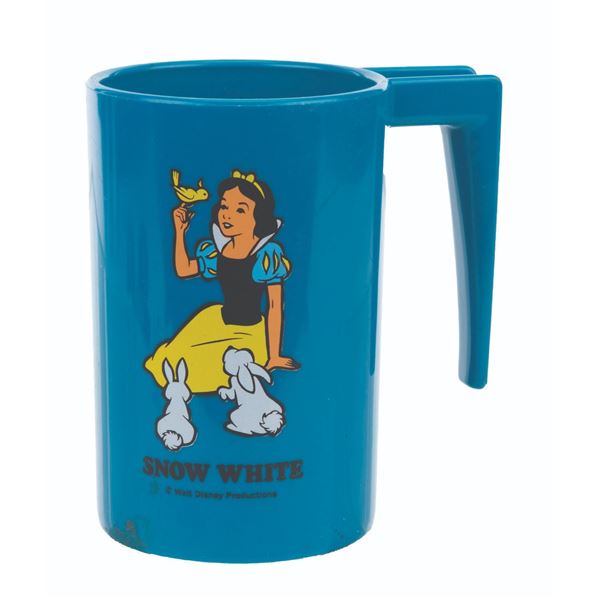 A "Snow White and the Seven Dwarfs" Plastic Mug.