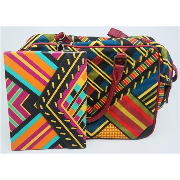 A "Mary Poppins Returns" Purse and Journal Set.