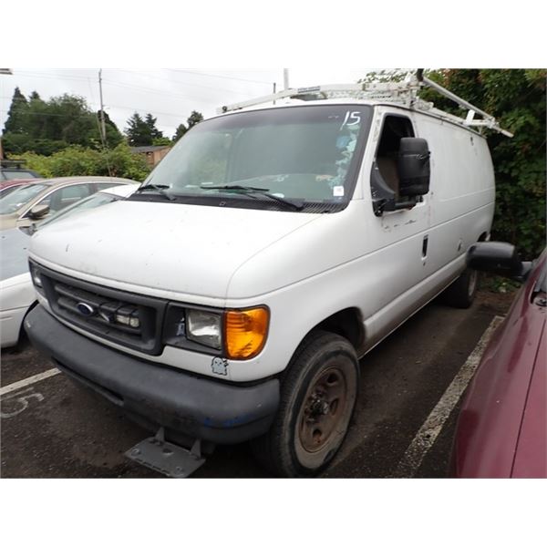 2004 Ford E-250