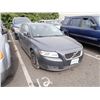 Image 2 : 2010 Volvo V50