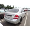 Image 3 : 2010 Nissan Versa