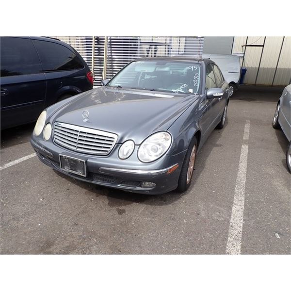 2006 Mercedes-Benz E320