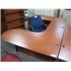 Image 1 : Cherry U-Shaped Executive Suite