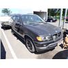 Image 2 : 2001 BMW X5